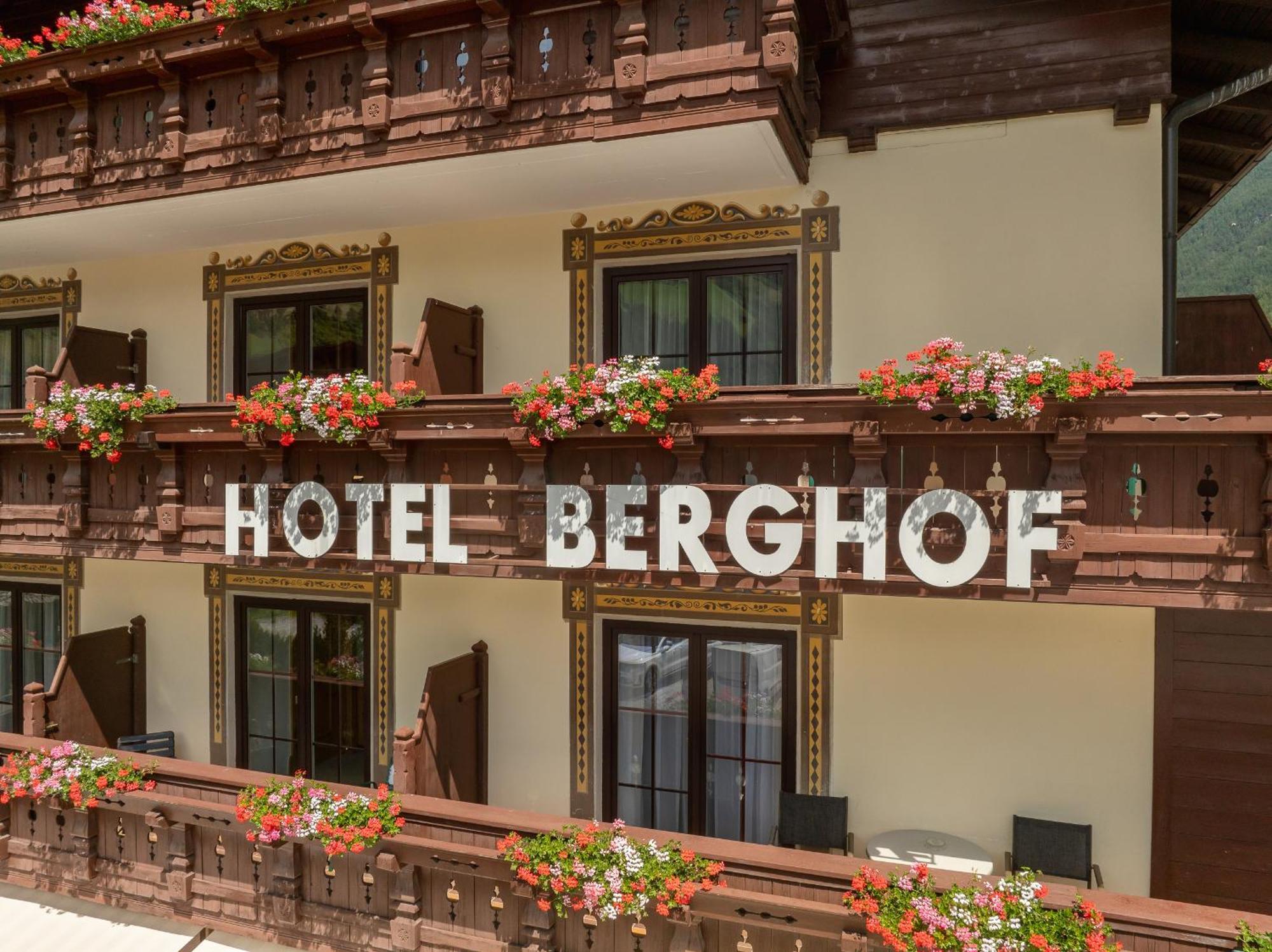 Hotel Berghof Neustift im Stubaital Εξωτερικό φωτογραφία