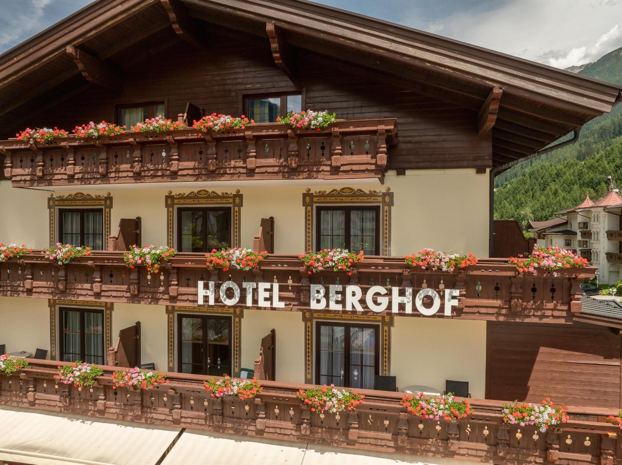 Hotel Berghof Neustift im Stubaital Εξωτερικό φωτογραφία