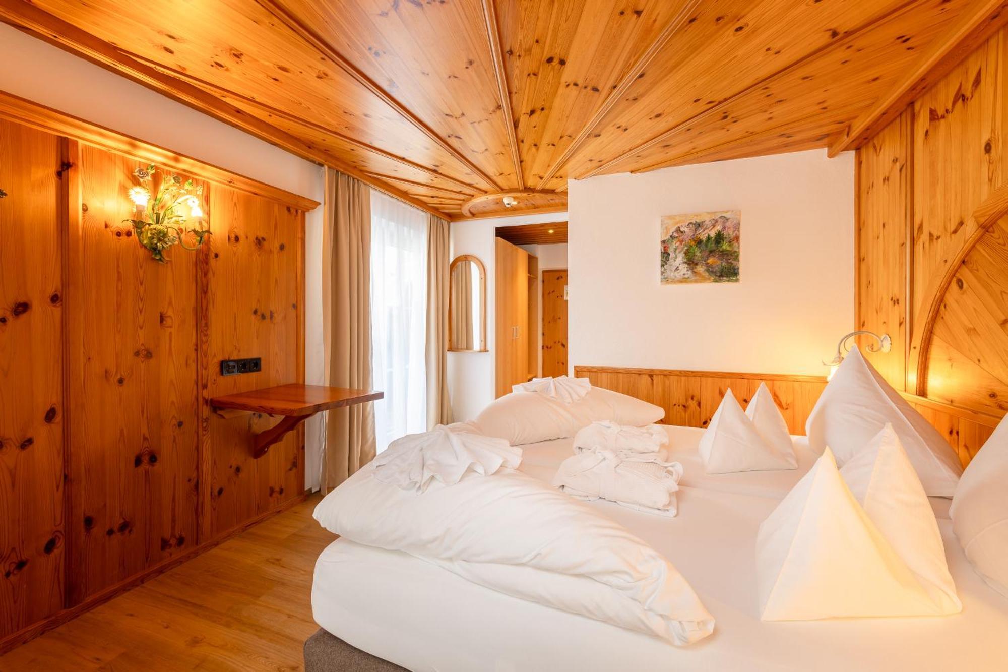 Hotel Berghof Neustift im Stubaital Εξωτερικό φωτογραφία